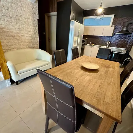 Дом отдыха Sea House Ханиоти